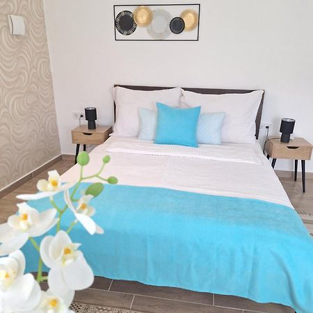 Varfal Apartman 埃格尔 外观 照片