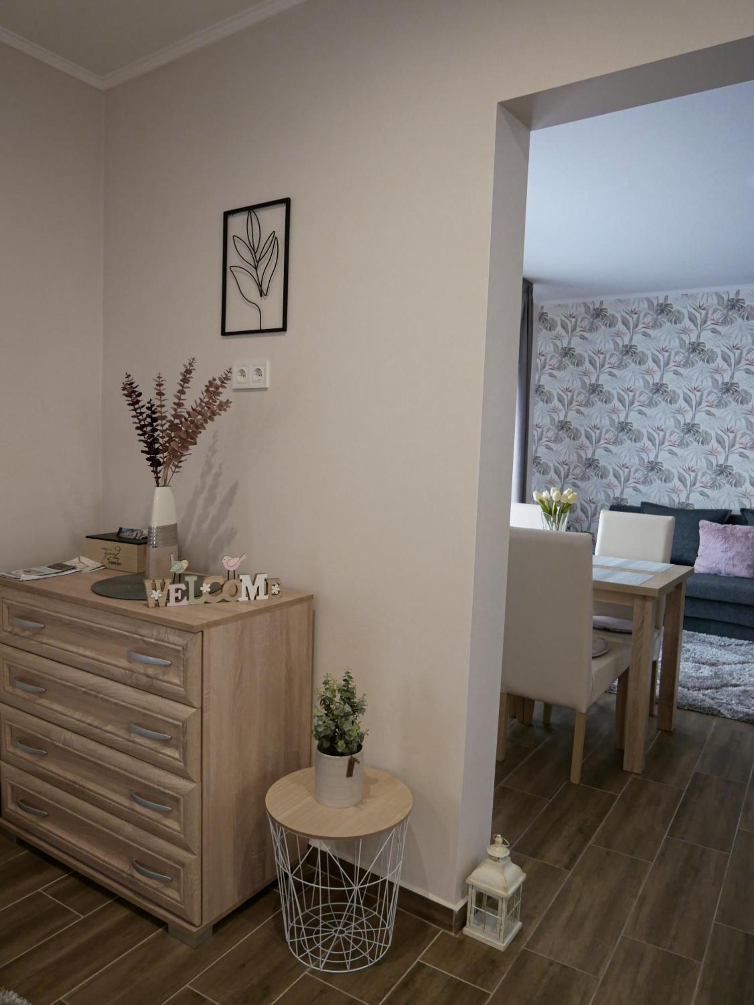 Varfal Apartman 埃格尔 客房 照片