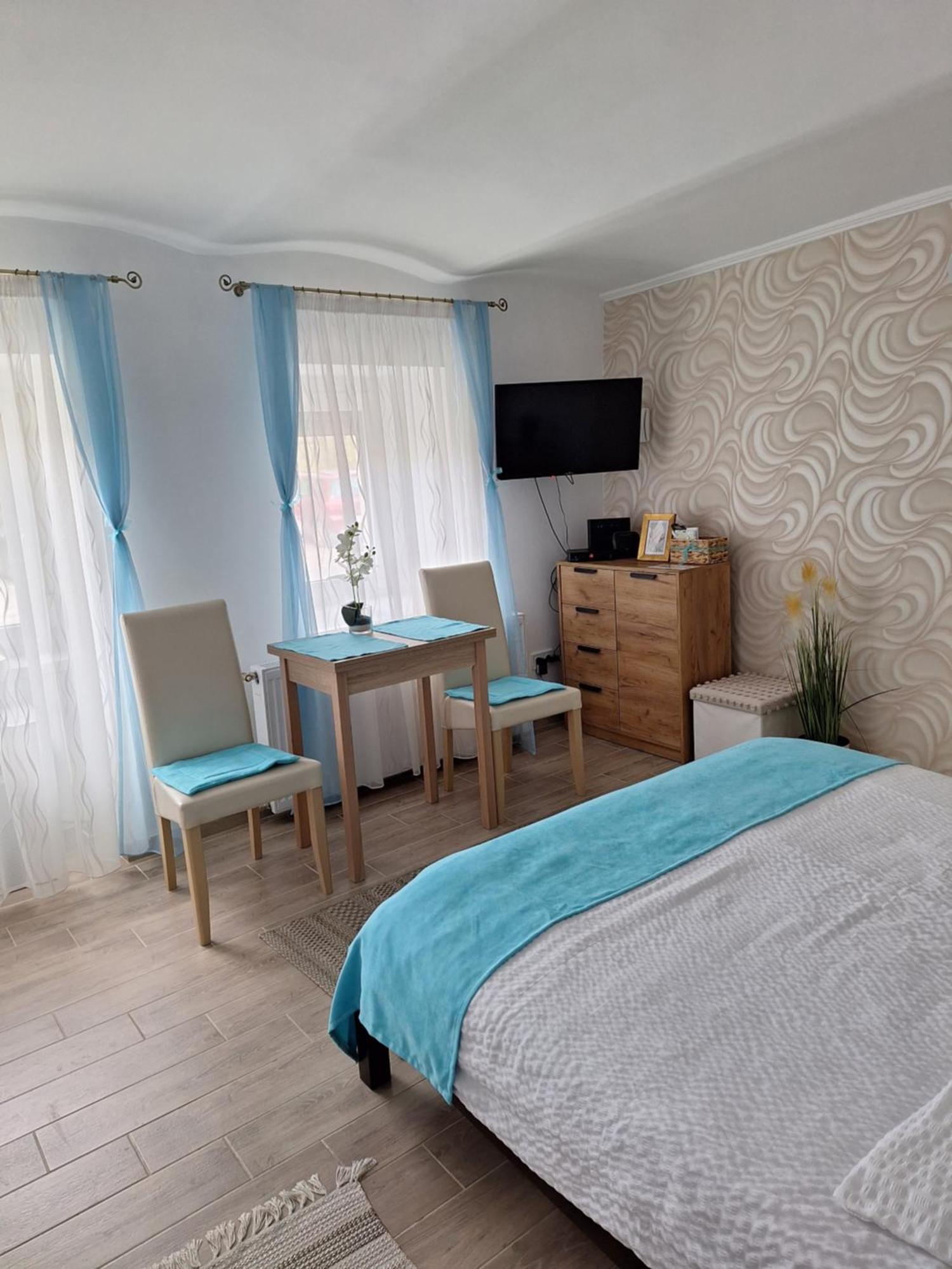 Varfal Apartman 埃格尔 外观 照片